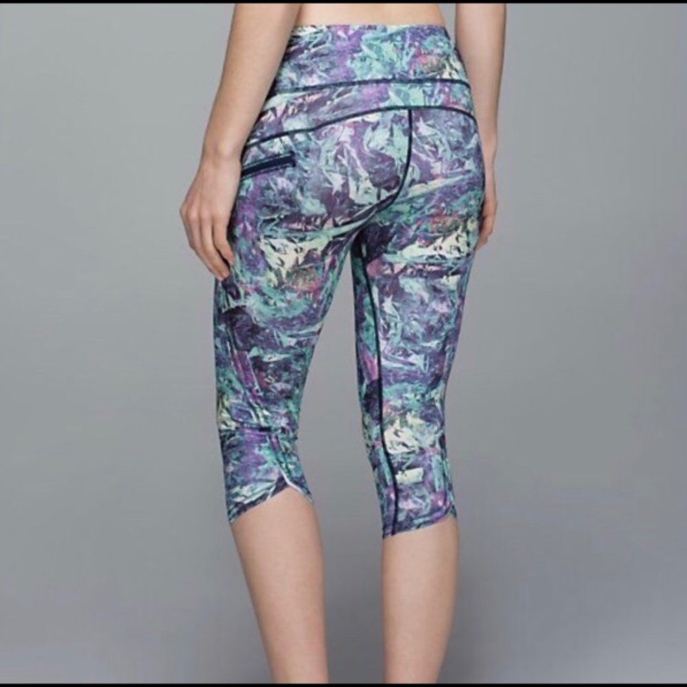 Lululemon Run Top Speed Crop Iridescent Multi rare